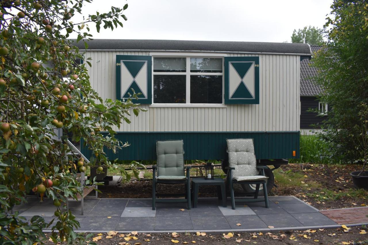 Ferienwohnung Pipowagen "Slapen By Co" Leerdam Exterior foto